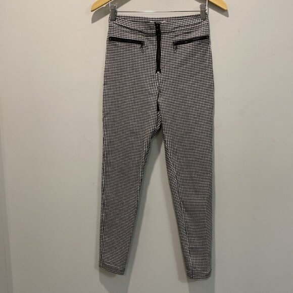 Urban Outfitters Checkered skinny pant Skimmers - Picture 4 of 15